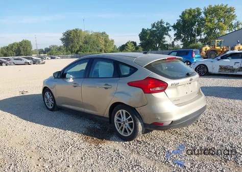 2016 Ford Focus Se z USA, uszkodzony, nr VIN 1FADP3K25GL390587